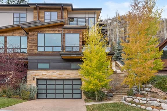 West Vail Luxury - Hot Tub & Mountain Views - Image 2
